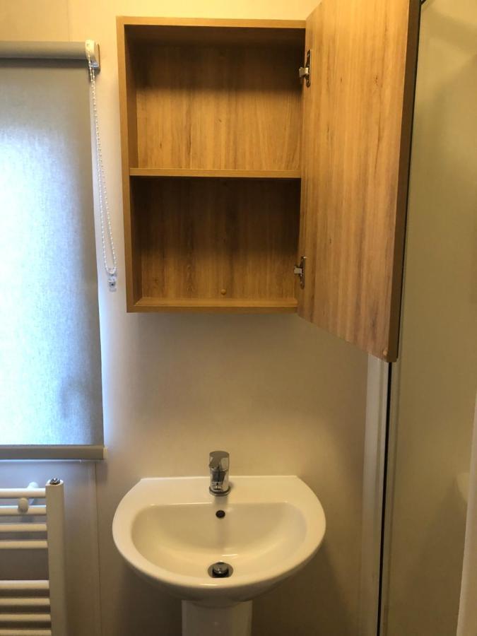Classy Caravan With Ample Space Bembridge Ngoại thất bức ảnh