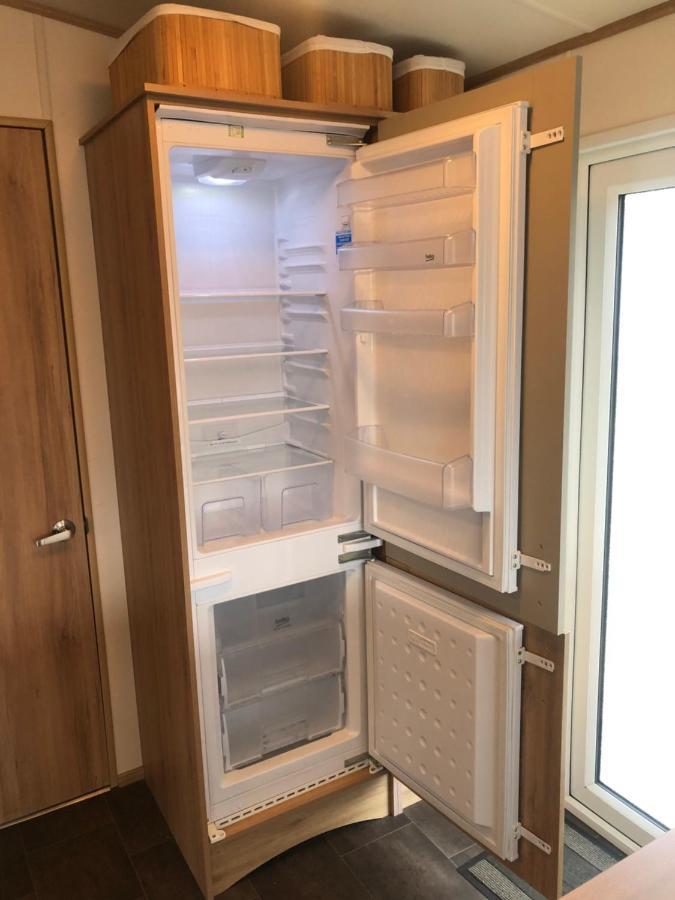 Classy Caravan With Ample Space Bembridge Ngoại thất bức ảnh