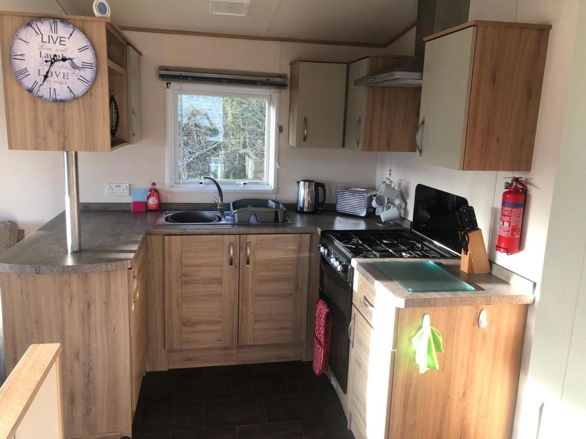 Classy Caravan With Ample Space Bembridge Ngoại thất bức ảnh